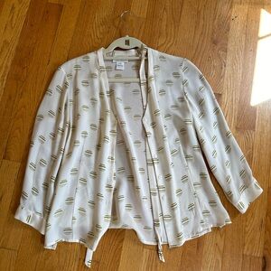 Oscar de Laurenta  size 4, 100% silk blouse